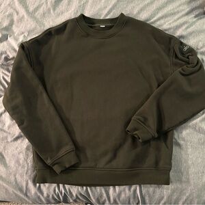 ALO Renown Heavyweight Crew Neck Pullover, size small